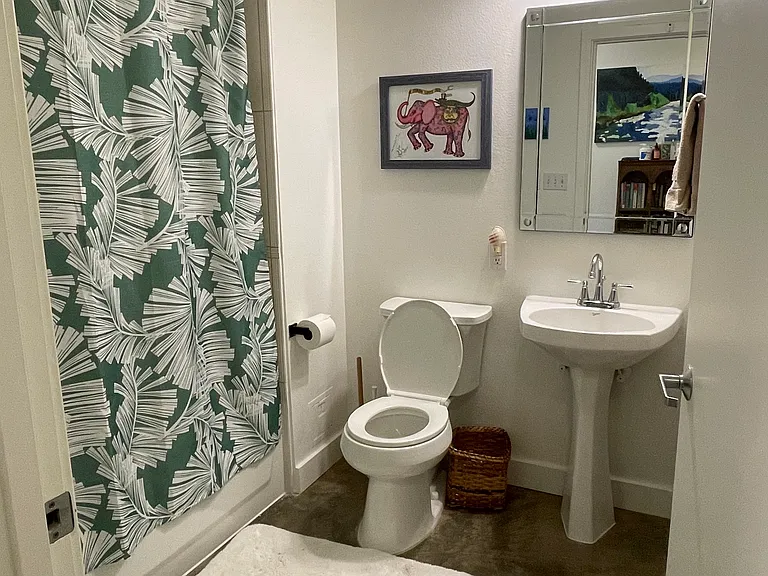 1610 Belmont Ave #210 — Photo 27