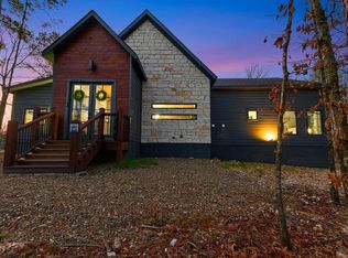 21 Treeline Ct, Broken Bow, OK 74728