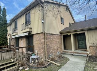 41535 Bedford Dr, Canton, MI 48187