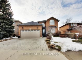 12 Highbury Dr, Hamilton, ON L8J2T3