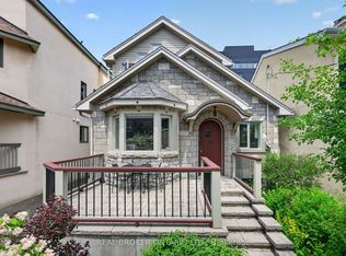 9 Graham Ave, Ottawa, ON K1S 0B6