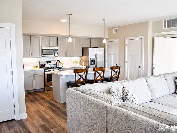 4th image of 190 S Cherrywood Dr #4-101