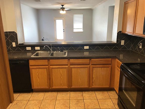 5th image of 5208 Smithfield Ct