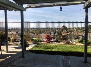 5841 Walnut Creek Rd, Yorba Linda, CA 92886