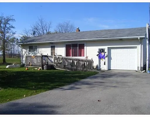 13580 N Ridge Rd photo 1