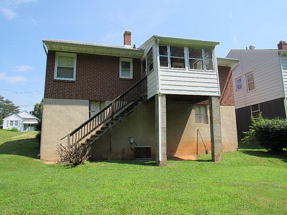 4th image of 205 Parkland Dr