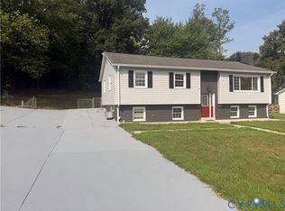 6212 Thornwood Dr, Alexandria, VA 22310