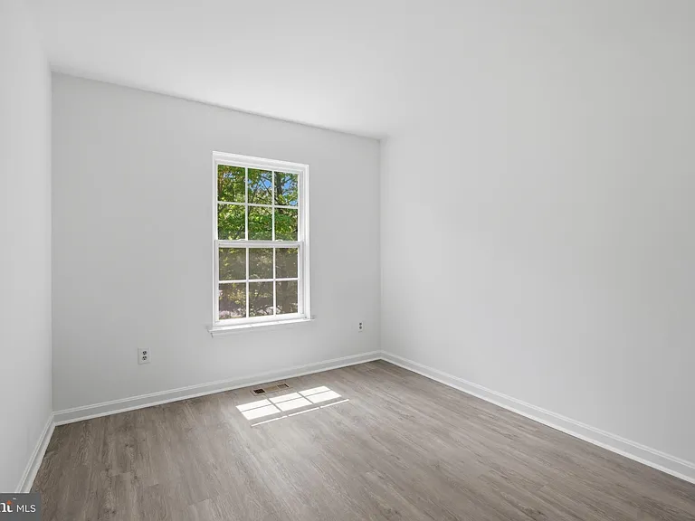 46601 Carriage Ct — Photo 22