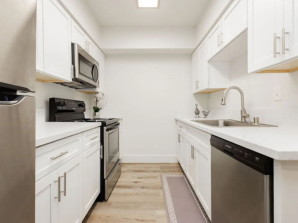 Courtyard525