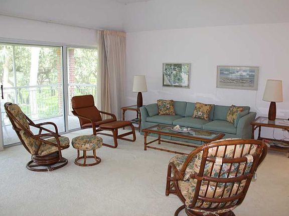 3rd image of 101 Shores Dr #4W