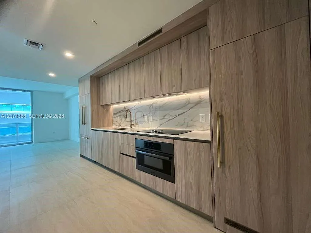 Brickell Point — Photo 2