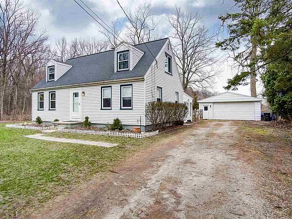 3rd image of 8290 Alvina Dr