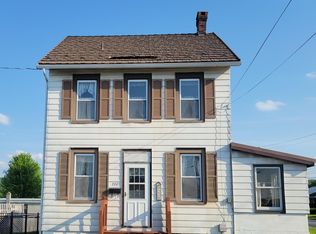 228 W Barkley St, Topton, PA