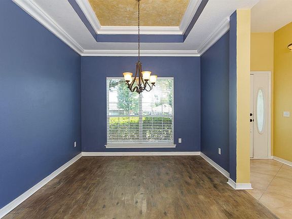 4th image of 3207 Cromwell Ct