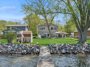 7550 N Shore Cir N, Forest Lake, MN 55025
