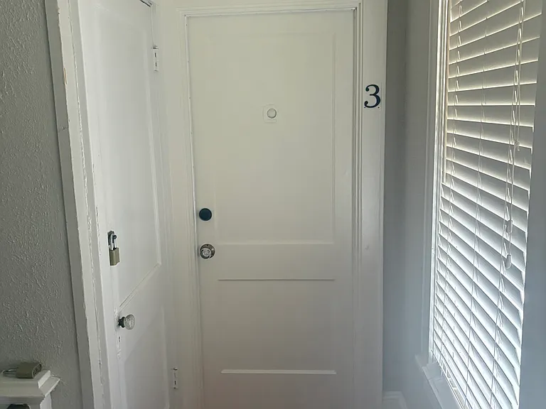 705 Ockley Dr #3 — Photo 3