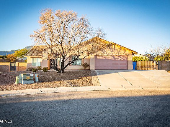 2nd image of 2418 Montaro Dr