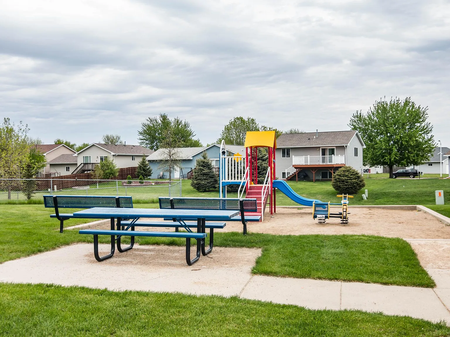 WestPointe Townhomes — Photo 4