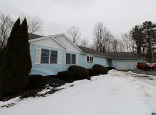 5 Fowler Ln, Gansevoort, NY 12831