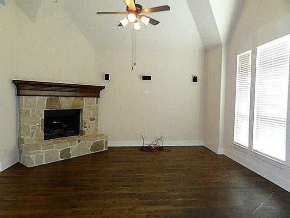 5th image of 2713 Hundred Knights Dr