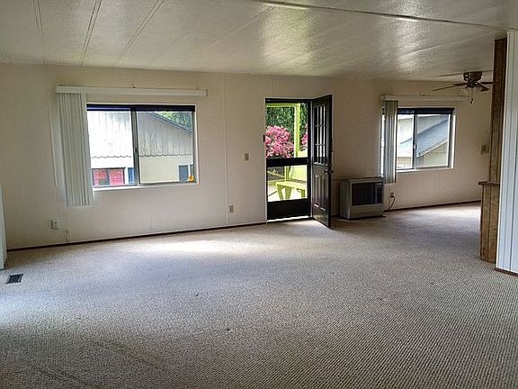 4th image of 9126 Glenhaven Dr