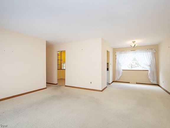 3rd image of 3520 W 212th St