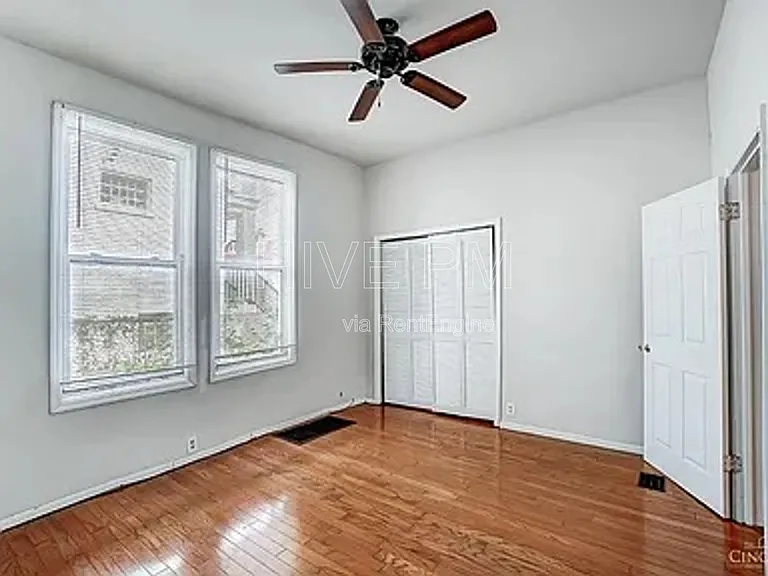 2705 Hackberry St #1 — Photo 17