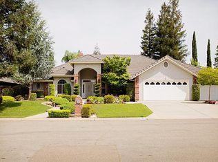 934 E Windsor Cir, Fresno, CA 93720