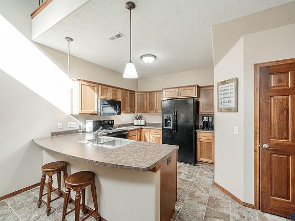 3rd image of 2810 E Hearthstone Pl