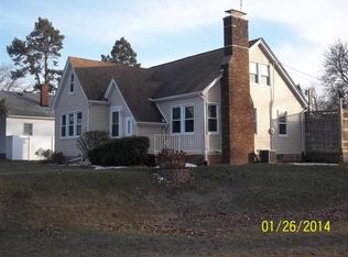 2206 Hickory Grove Rd, Davenport, IA 52804