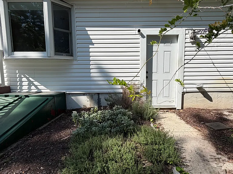 804 Cypress Beach Rd — Photo 29