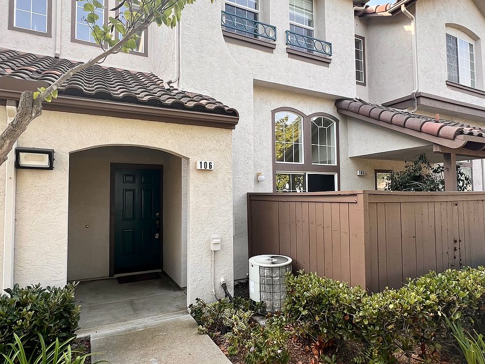 1st image of 10118-106 Wateridge Cir
