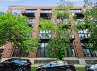1935 N Fairfield Ave APT 304, Chicago, IL 60647