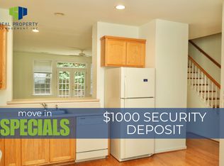 1119 Somer Chase Ct, Charlottesville, VA 22911