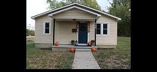 1st image of 106 Merchant St