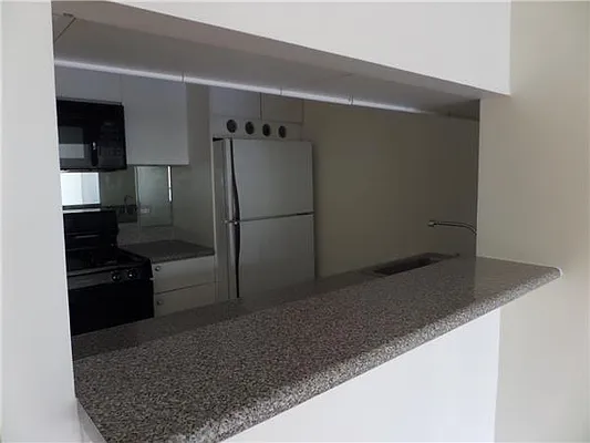 Rented by Platinvm Property Group New York | media 26