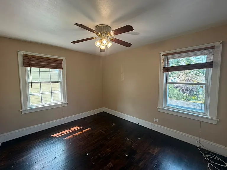 3398 Winsford Rd — Photo 19