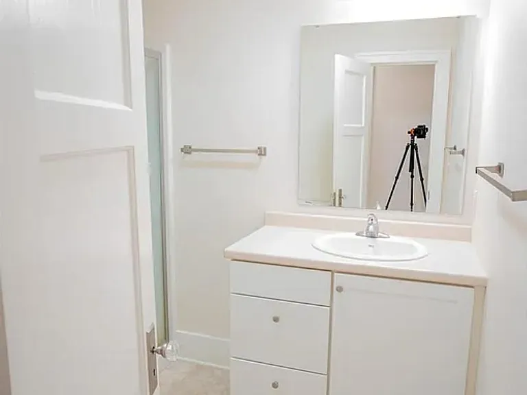 3600 Ridge Ave — Photo 9