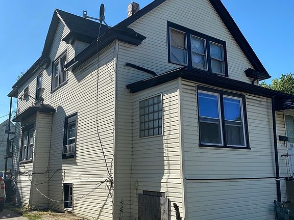 2nd image of 314 N 1st Ave