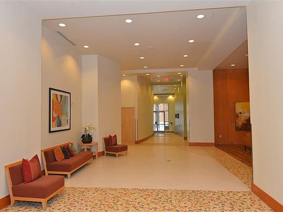 5th image of 155 Court Ave #1712