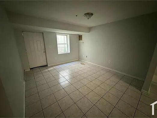 38 Wainwright St #40 — Photo 2