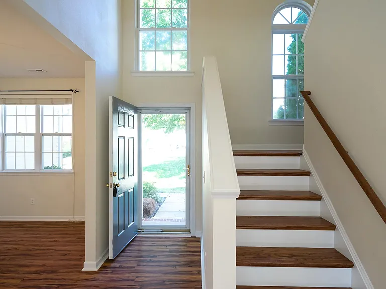 9307 Winston Hall Ct — Photo 4