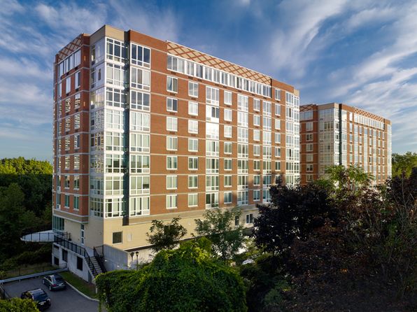 800 12th St APT 703