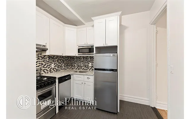 Rented by Douglas Elliman | media 50