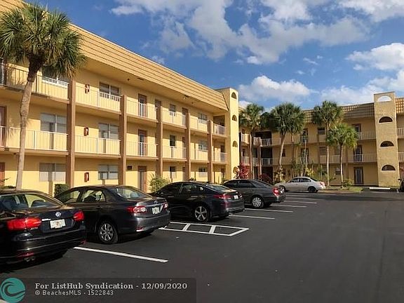3rd image of 8465 Sunrise Lakes Blvd APT 301