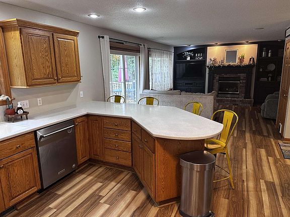 5th image of 223103 LOGANBERRY COURT