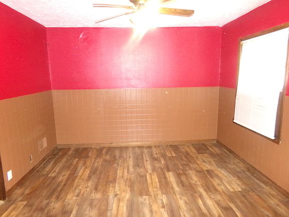 2nd image of 177959 N 2810th Rd