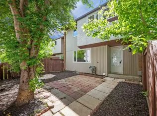 14230 80th St NW, Edmonton, AB T5C1L6