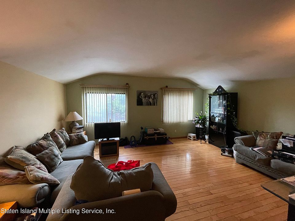 25 Katan Loop B, Staten Island, NY 10308 MLS 1157110 Zillow