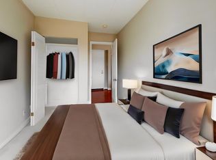 2638 Fort Farnsworth Rd #114, Alexandria, VA 22303